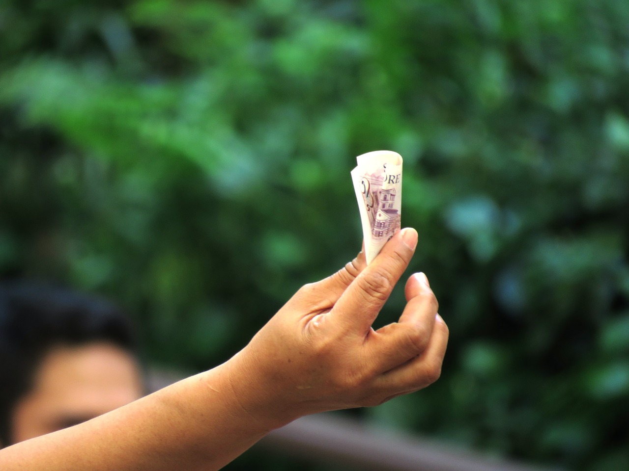 Imej wang lebihan untuk pelaburan dan penjelasan kewangan.