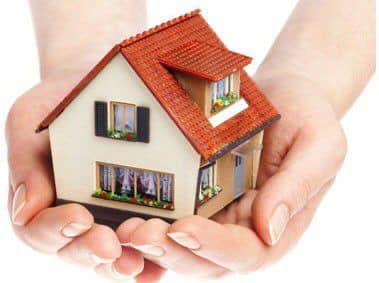 Gambar hiasan berkaitan tips kewangan dan kesilapan beli rumah.