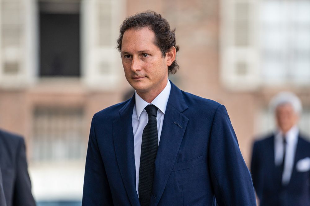 Imej John Elkann, usahawan automotif global dan pengerusi Fiat Chrysler.