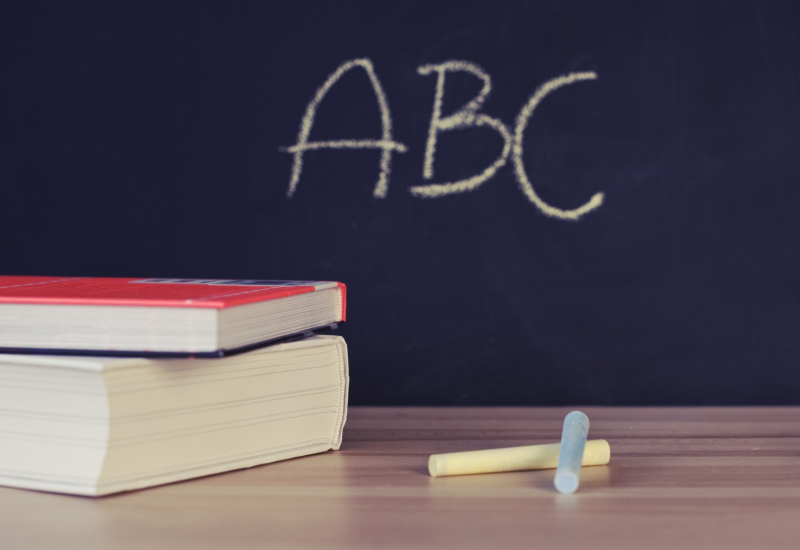 Pelajar universiti dalam kelas sebagai gambaran sistem pendidikan di Malaysia