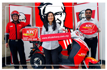 Mesin pesanan sendiri atau aplikasi tempahan makanan dalam restoran makanan segera
