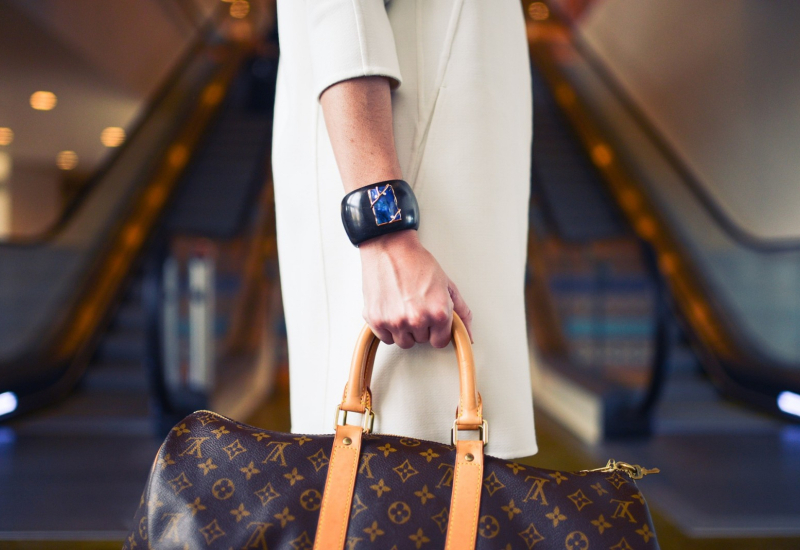 Potret Louis Vuitton semasa bekerja sebagai pembuat kot