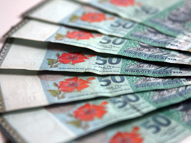 hukum main kutu