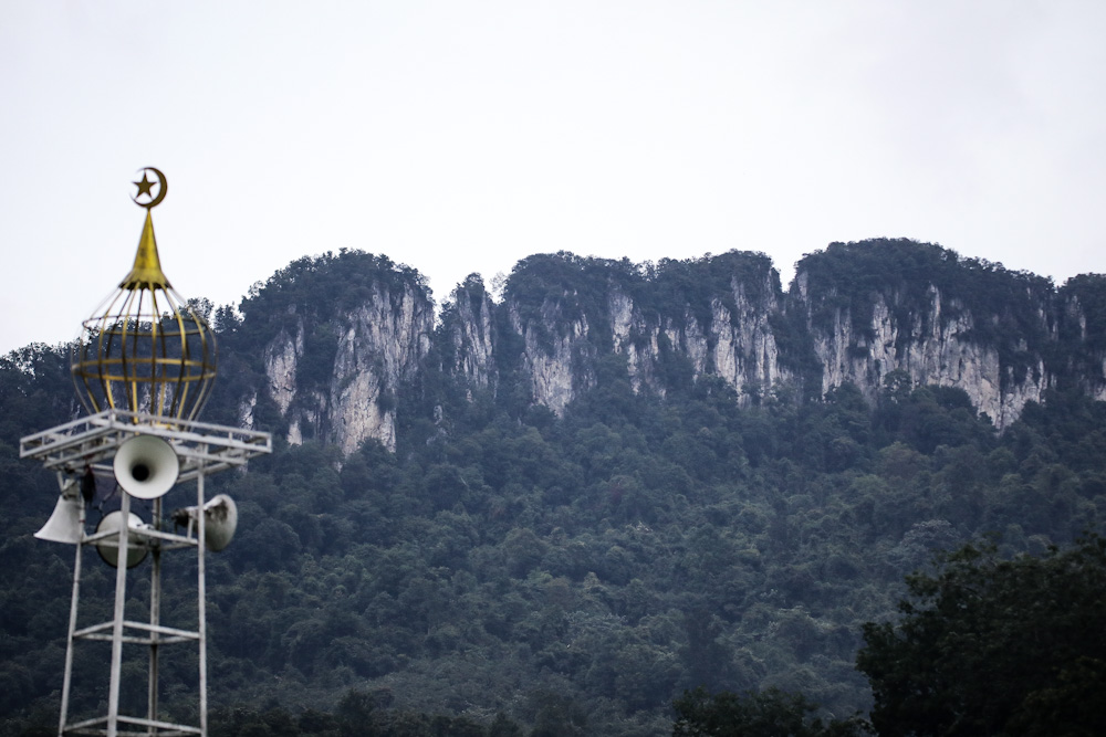 Rabung atau permatang gunung yang memanjang