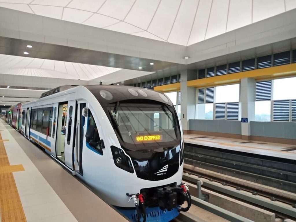 cara simpan duit untuk baru bekerja