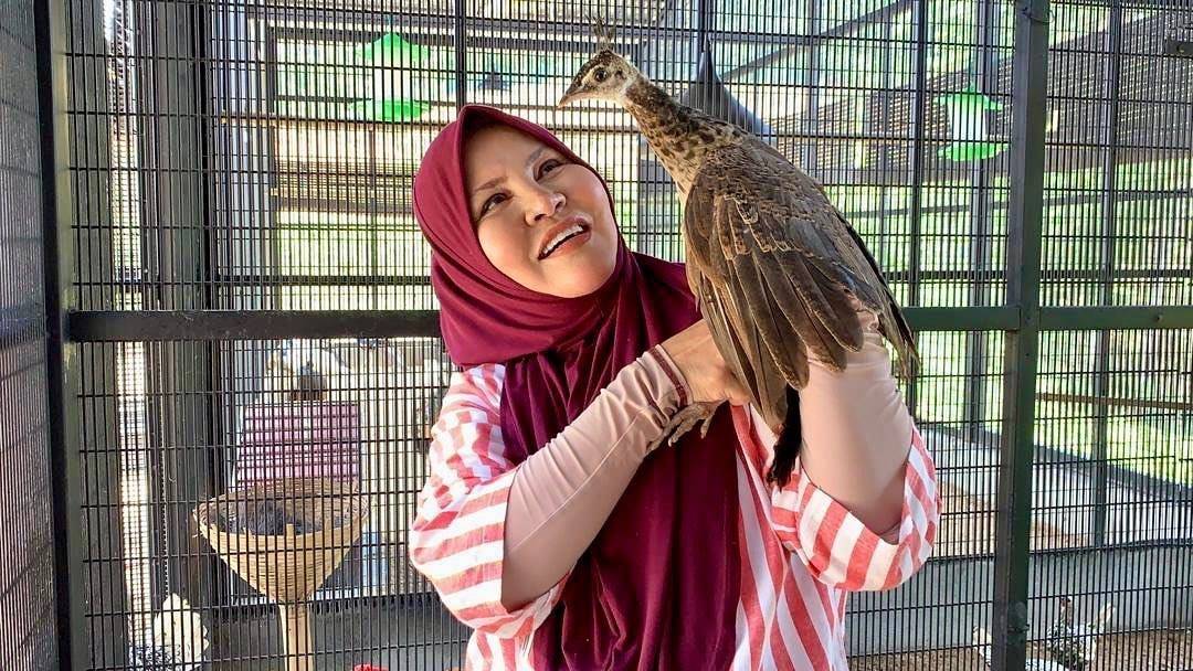 Gambar Puan Rozita Ibrahim, pengasas produk Sendayu Tinggi.