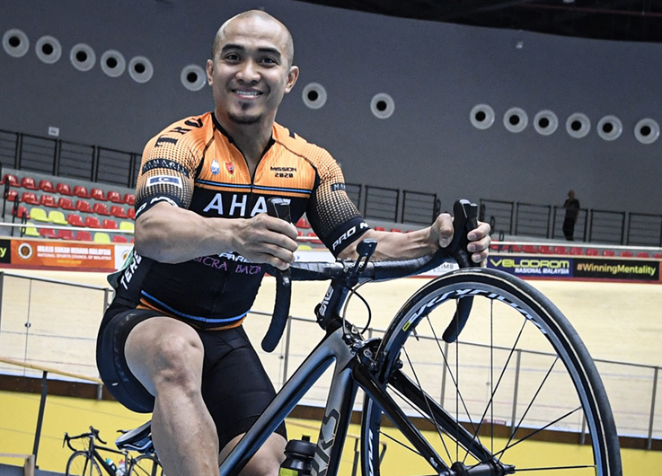 azizul hasni awang