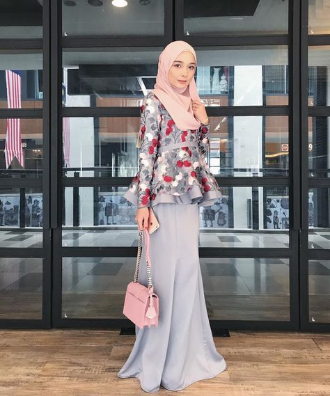 Gambar gabungan personaliti Insta Famous Malaysia yang popular di media sosial.