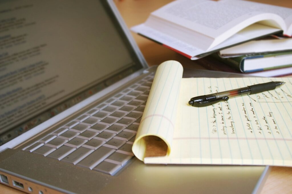 tips menulis novel