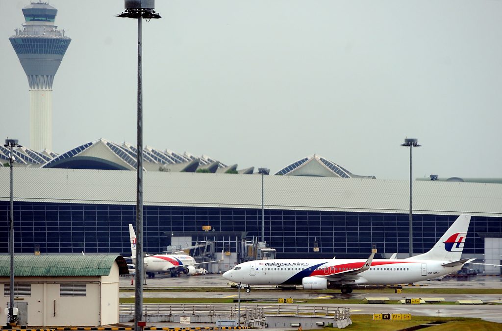 Menara kawalan Lapangan Terbang Antarabangsa Kuala Lumpur (KLIA) di Sepang