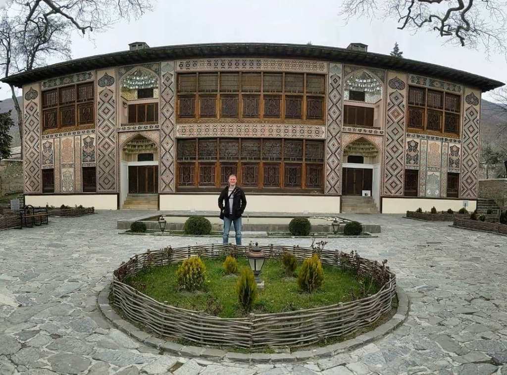 Senibina Istana Shaki Khans di Azerbaijan