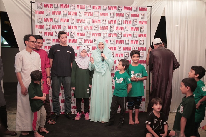 Potret Heliza Helmi