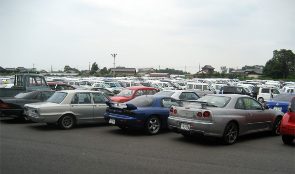 Gambar kereta lelong dalam keadaan baik sebagai panduan tips membeli kereta lelong.