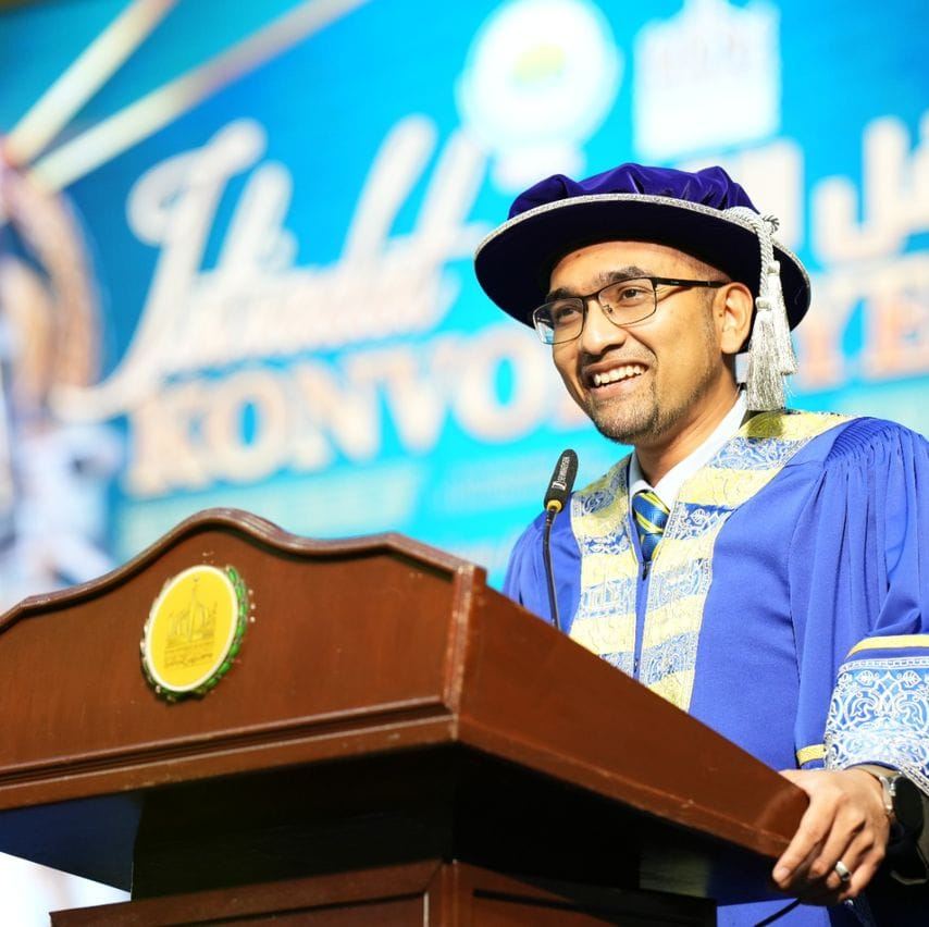 Gambar Dr Rozaimi Ramle, pensyarah pakar bidang hadis dan pendakwah dari Ipoh, Perak.