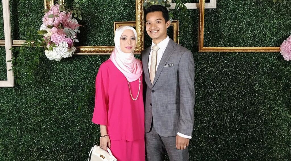 Fadza Anuar dan Vivy Yusof sebagai pasangan usahawan.